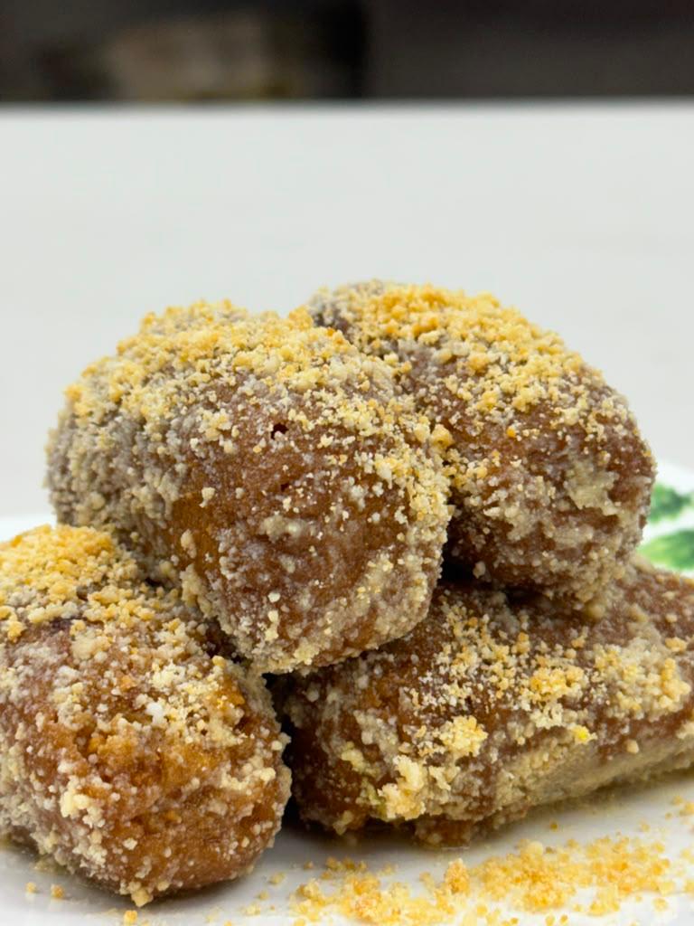 Brown Chomchom